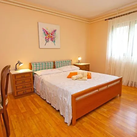Guest house Lili *
